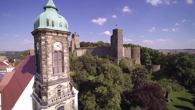 Zamek Stolpen
&ndash; przelot nad zamkiem 