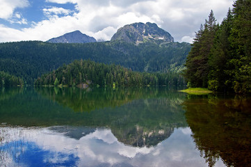 Fototapeta na wymiar Glacial Black lake located on mount Durmitor, nature in Montenegro continental part