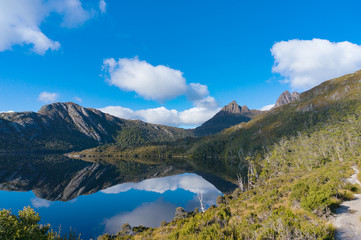 Fototapeta na wymiar Mountain landscape with lake and hiking path