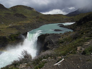 Obraz na płótnie Canvas Río, cascada, torres del paine, patagonia