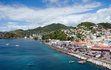 Fototapeta na wymiar Grenada island - Saint George's town and bay