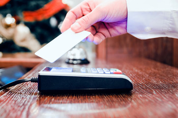 Checking out with wireless blank card