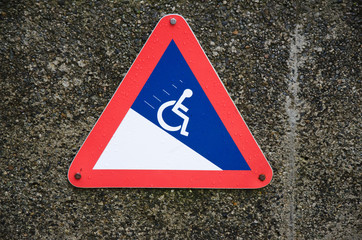 Warning sign for wheelchair users