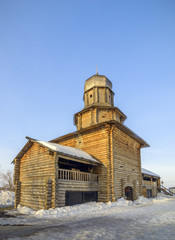 Fototapeta na wymiar old wooden building of museum in Tomsk Siberia