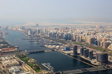 Fototapeta na wymiar Dubai The Creek Fluss Luftaufnahme Luftbild