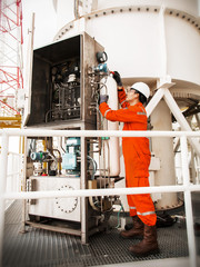 Technician, Instrument  technician  during the job calibrate pressure transmitter