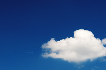 Cielo con nuvola