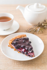 blueberry pie with tea
