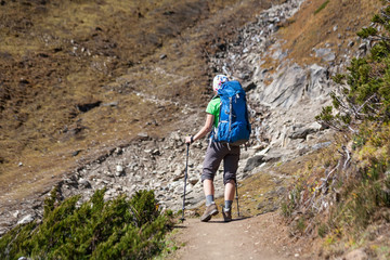 Fototapeta premium Trekker in front of Manaslu glacier on Manaslu circuit trek in Nepal