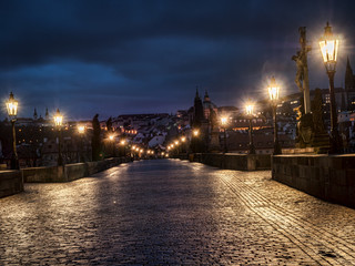 Obraz premium Charles Bridge at night