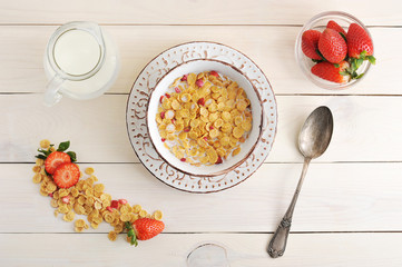 cornflakes with strawberries and milk - a healthy Breakfast