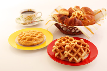 美味しいワッフルとコーヒー