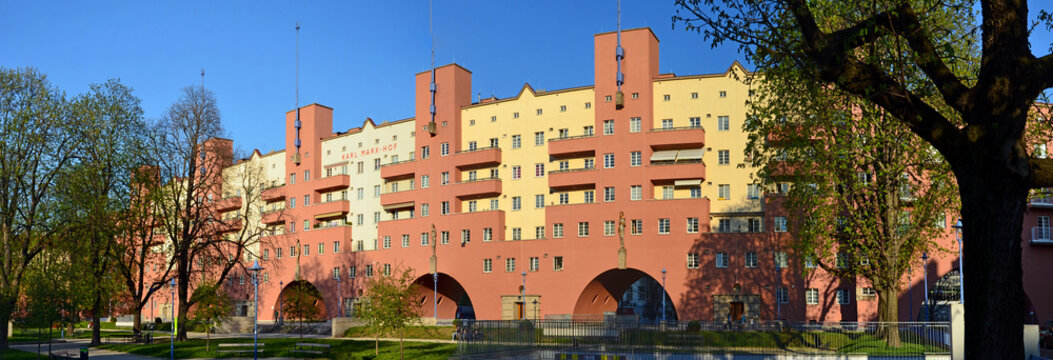 Karl Marx Hof in Wien, sozialer Wohnbau