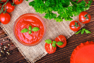 Tomatoes paste