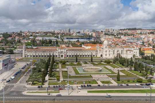 Stadtansicht von Lissabon mit Parkanlage und Hieronymus-Kloster