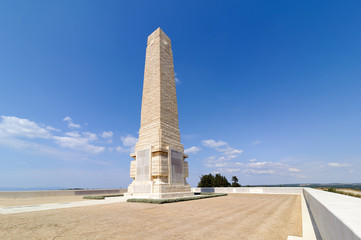 Obraz premium Helles Memorial serves the dual function of Commonwealth battle memorial for the Gallipoli campaign and place of commemoration for many of those soldier who died in war