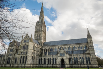 Obraz premium Exterior View of Salisbury Cathedral