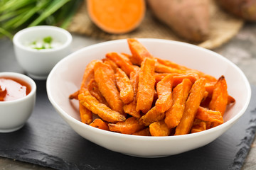 Süßkartoffelfritten - sweet potato frites