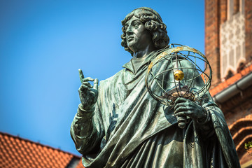 Monument of great astronomer Nicolaus Copernicus, Torun, Poland - obrazy, fototapety, plakaty