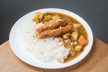 curried rice with deep-fried shrimp 