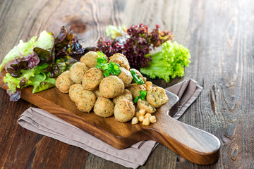 Hummus - Falafel - Produkte aus Kichererbsen