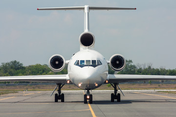 Taxiing aircraft. Front view