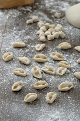 pasta italiana grezza fatta in casa
