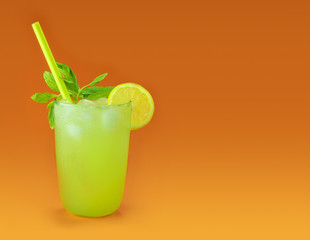 Cold Lemonade with Ice