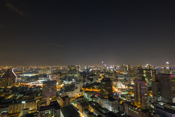Fototapeta na wymiar Bangkok in the night from a roof top