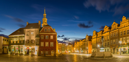 Fototapeta na wymiar Main square of the old town of Poznan, Poland,Night panorama of old town..
