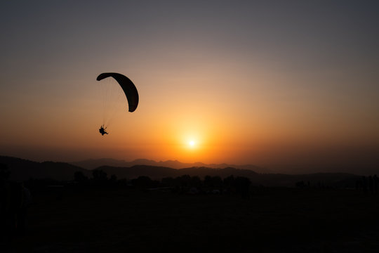 Paragliding at Bir
