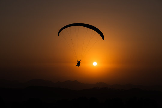 Paragliding at Bir
