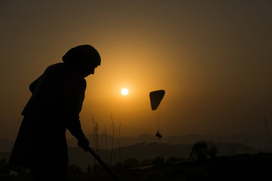 Paragliding at Bir
