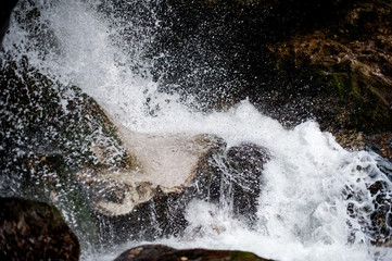 Wildwasser, Stromschnellen, Wasserfälle