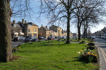 Sunny Spring Day in Moreton-in-Marsh