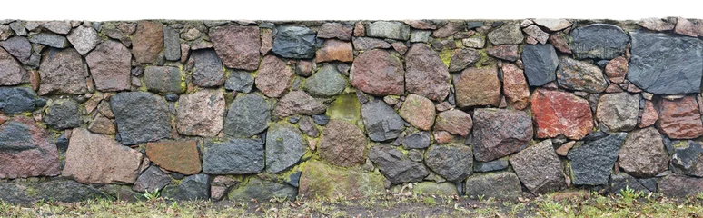 Crédence de cuisine en verre imprimé Pierres Long wall from big granite stones damp after rain