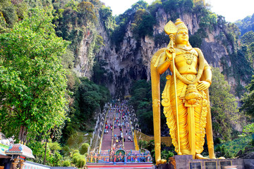 Batu Caves statue and entrance near Kuala Lumpur, Malaysia - obrazy, fototapety, plakaty