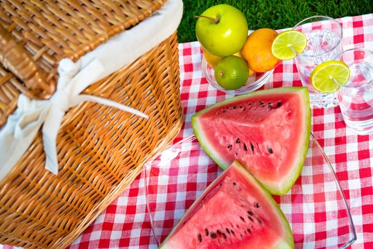 Picnic.