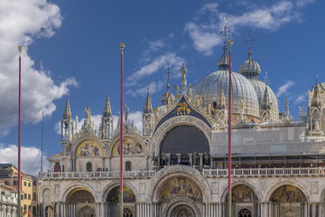 Fototapeta na wymiar Scenic view of the San Marco Basilica against a beautiful sky, Venice, Italy