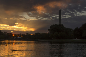 Fototapeta na wymiar Dramatic sunrise in DC