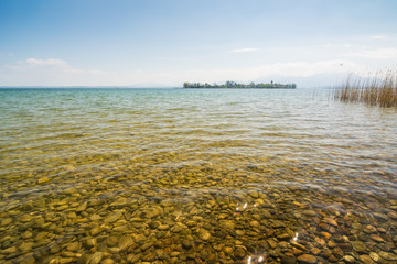 Blick zur Fraueninsel im Chiemsee, Oberbayern in Deutschland