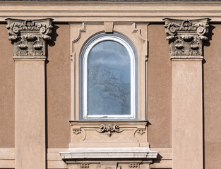 gothic window19