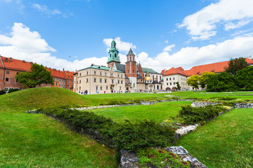 Fototapeta na wymiar Panoramic view of a Wawel castle and Cathedral with garden in the foreground, Cracow, Poland.