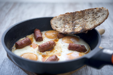 Huevos con Chistorras