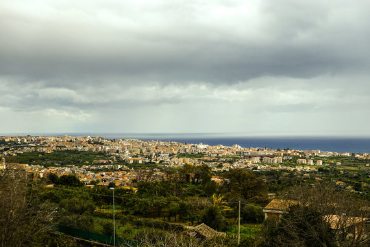 Foto panoramica della valle delle Aci - particolare di Acireale