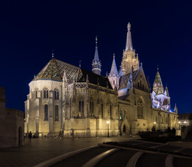 Fototapeta na wymiar Historic Matthias Church in Budapest at Night