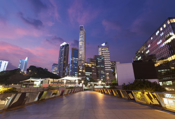 Fototapeta na wymiar midtown of Hong Kong city at dusk