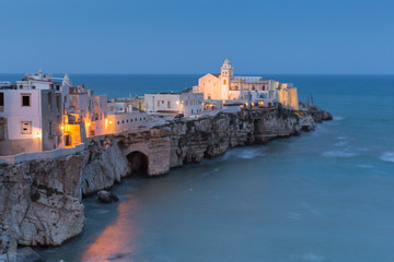 Vieste al tramonto