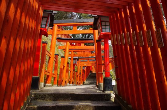 太皷谷稲成神社 の画像 77 件の Stock 写真 ベクターおよびビデオ Adobe Stock 太皷谷稲成神社 の画像 77 件の Stock 写真 ベクターおよびビデオ Adobe Stock