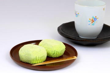 Japanese traditional Japanese sweet bush warbler rice cake-uguisumochi